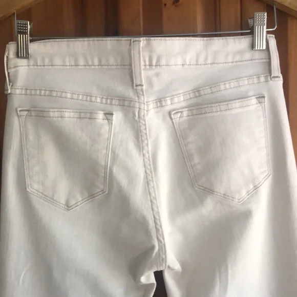 J Crew toothpick cream denim jeans. Classic style great wardrobe staple. - Picture 5 of 11